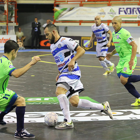 Calcio a 5, finali scudetto: l’Acqua&Sapone si prende gara 2 e pareggia la serie