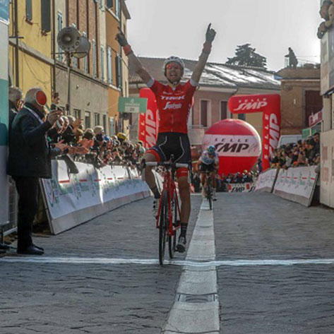 Coppi&Bartali: Mollema ruggisce in volata. Diego Rosa nuovo leader